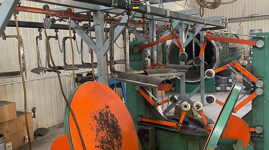 کارخانه روکش تایر با تجهیزات عظیم تجارت